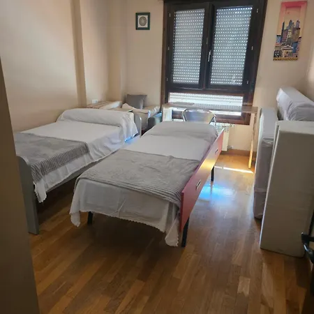 Piso En La Con Gran Terraza Apartman Villaviciosa